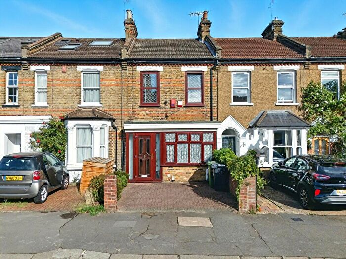 3 Bedroom Terraced House For Sale In Peel Road, London, E18