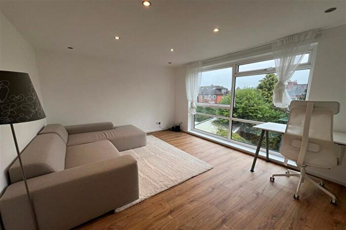 1 Bedroom Apartment To Rent In Harboro Road, Sale, M33
