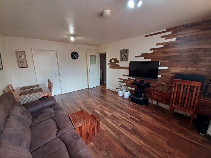 1 Bedroom Apartment To Rent In Arden Grove, Francis Road, B16