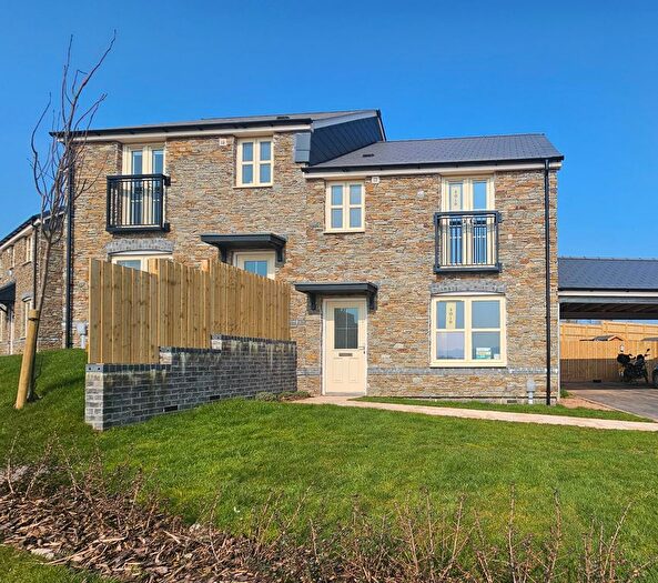 3 Bedroom Property To Rent In Perennial Crescent, Paignton, TQ4