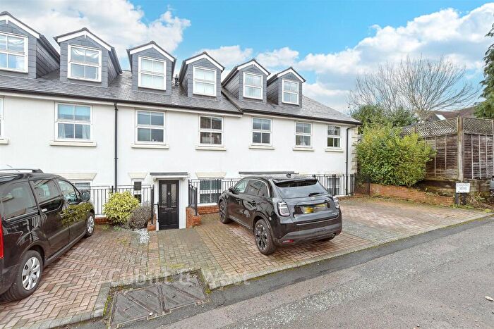 3 Bedroom Maisonette For Sale In Albert Road North, Reigate, Surrey, RH2
