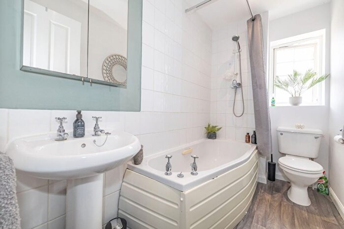 2 Bedroom Terraced House For Sale In Pantheon Gardens, Ashford, Kent, TN23