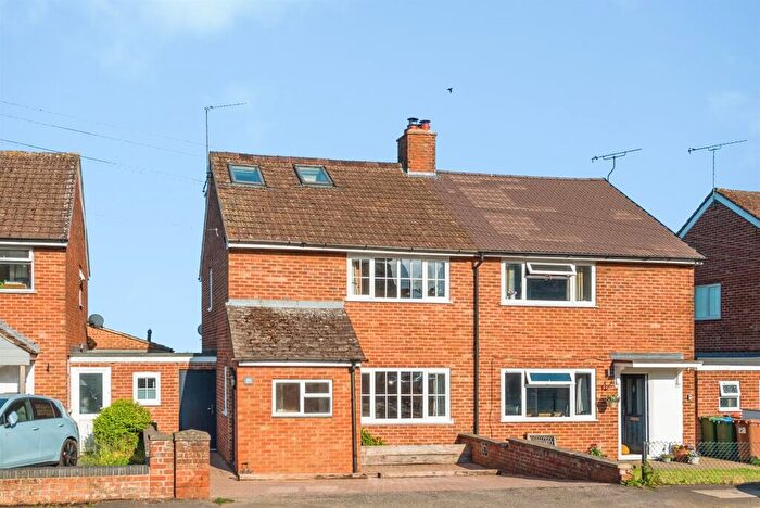 3 Bedroom Semi-Detached House For Sale In The Firs, Brill, Aylesbury, HP18