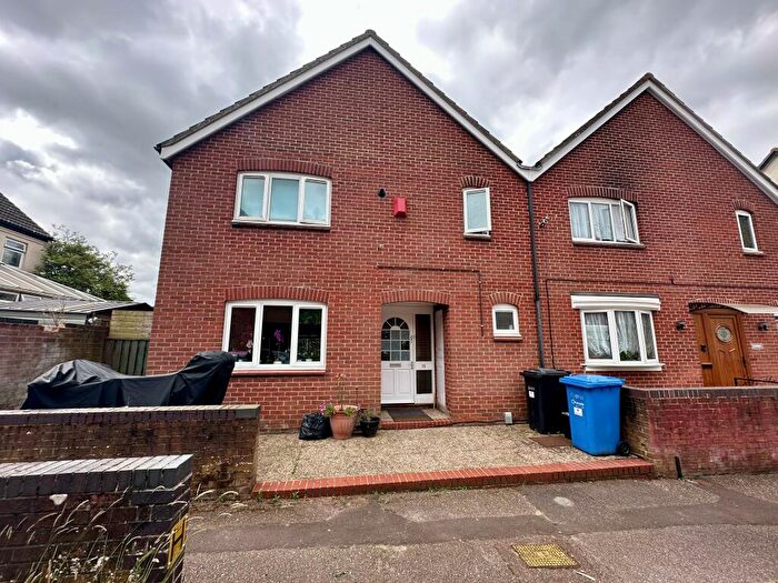 3 Bedroom Semi-Detached House To Rent In Notridge Road, Bowthorpe, Norwich, NR5