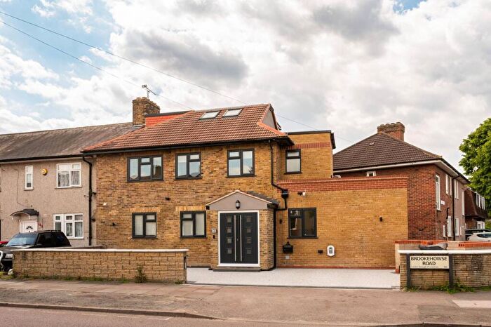 5 Bedroom End Of Terrace House To Rent In Brookehowse Road, Beckenham Hill, London, SE6