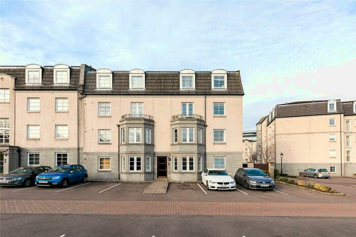 2 Bedroom Flat To Rent In Fonthill Avenue, Aberdeen, AB11