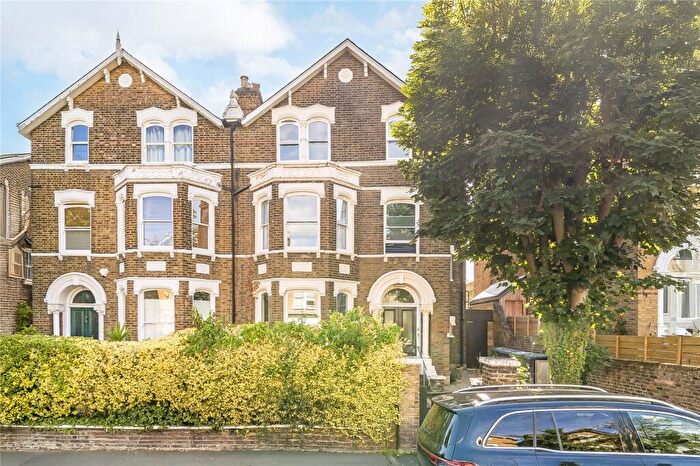 2 Bedroom Apartment For Sale In Tyrwhitt Road, Brockley, SE4