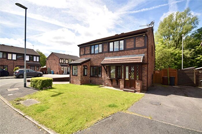 2 Bedroom Semi Detached House For Sale In Crossfield Close, Shaw, Oldham, Greater Manchester, OL2