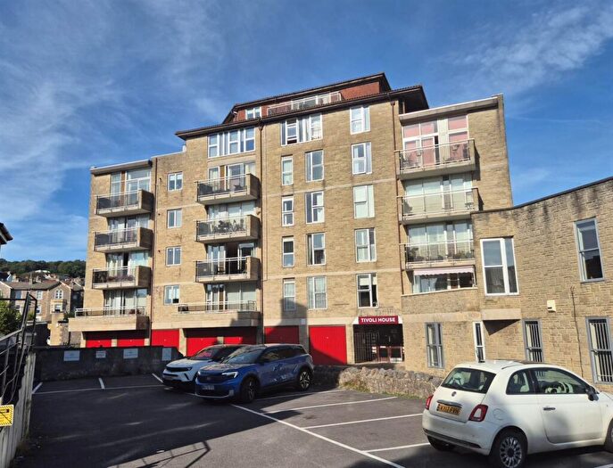 2 Bedroom Flat For Sale In Boulevard, Weston-Super-Mare, BS23