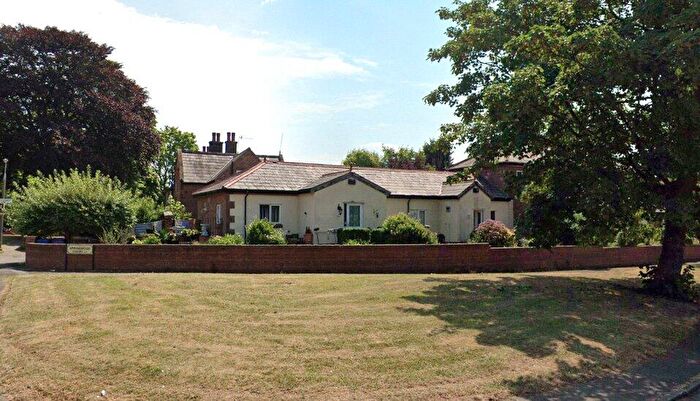 1 Bedroom Bungalow For Sale In Springwood Court, Liverpool, Merseyside, L19