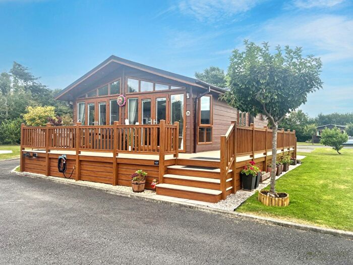 2 Bedroom Lodge For Sale In Buffalo Ridge, Lytham St. Annes, FY8