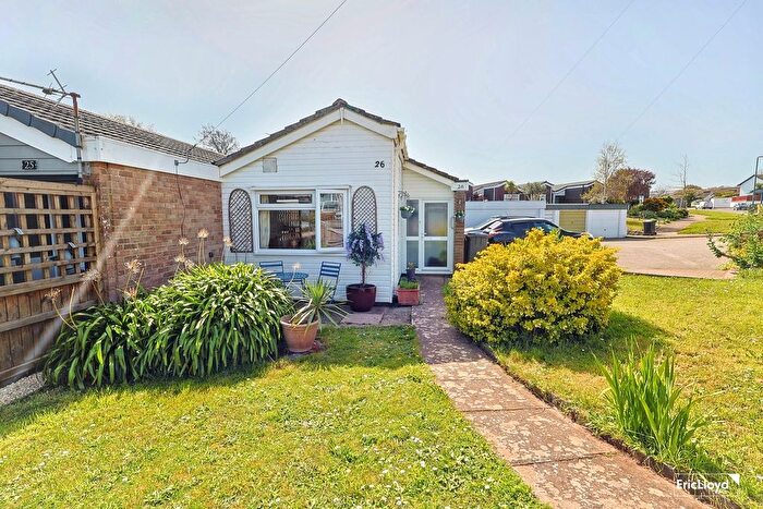2 Bedroom Bungalow For Sale In Cumberland Green, Brixham, TQ5