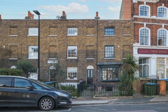 3 Bedroom Terraced House To Rent In Old Woolwich Road, London SE10