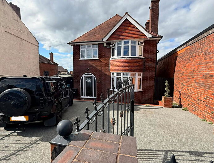 3 Bedroom Detached House For Sale In Robert Street, Lower Gornal, DY3