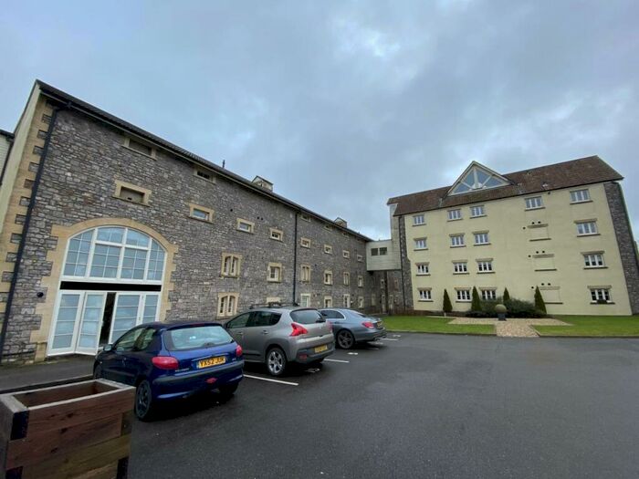 3 Bedroom Flat To Rent In Old Brewery Place, High Street, Oakhill, Nr Radstock, BA3