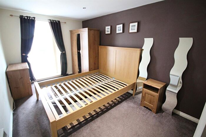 1 Bedroom Flat To Rent In Curzon Place, Quayside, Gateshead, NE8