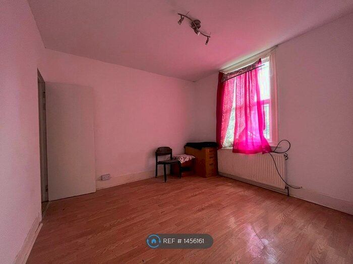 1 Bedroom Flat To Rent In Church Road, London, N17