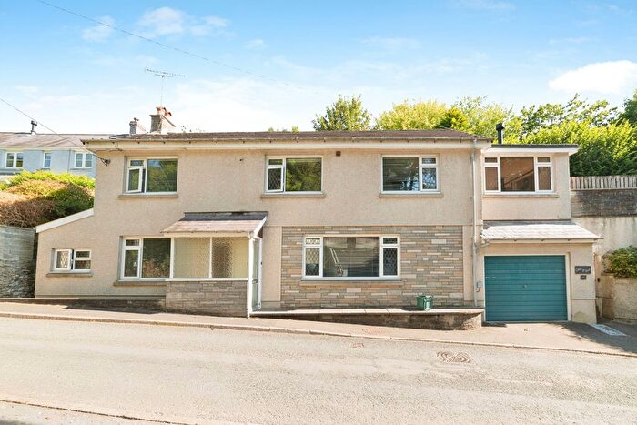 3 Bedroom Detached House For Sale In Reservoir Road, Carmarthen, Carmarthenshire, SA31