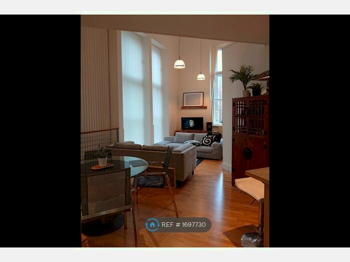 2 Bedroom Flat To Rent In Turnbull Street, Glasgow, G1