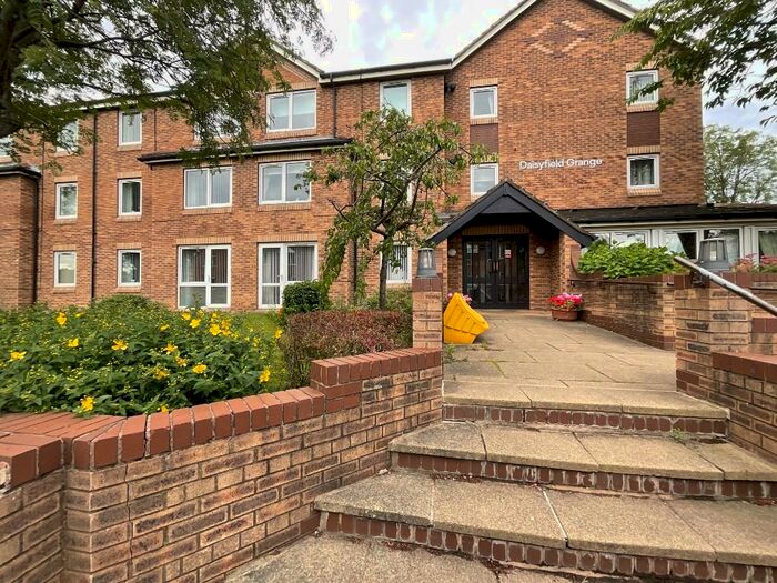 1 Bedroom Flat To Rent In *Over 's Only* Daisyfield Grange, Rossefield Approach, Leeds, West Yorkshire, LS13