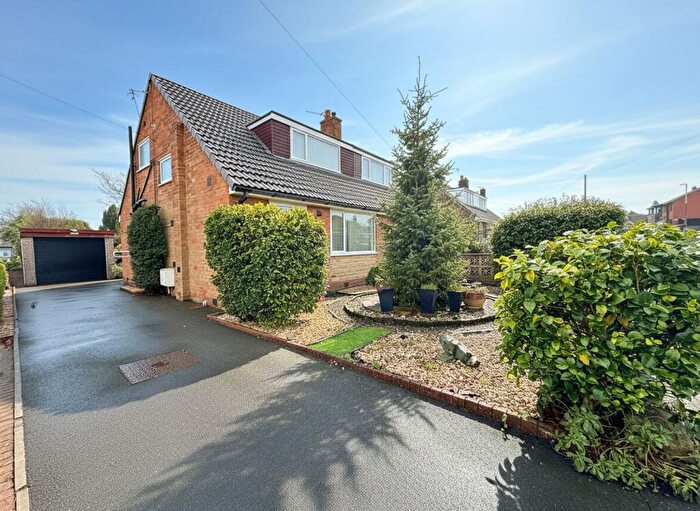 2 Bedroom Semi-Detached Bungalow For Sale In Marten Drive, Huddersfield, HD4