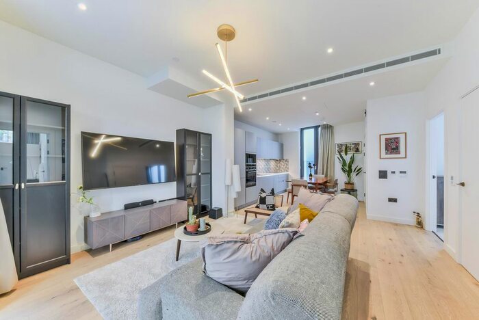 2 Bedroom Flat To Rent In Brackley Street, London, EC1Y