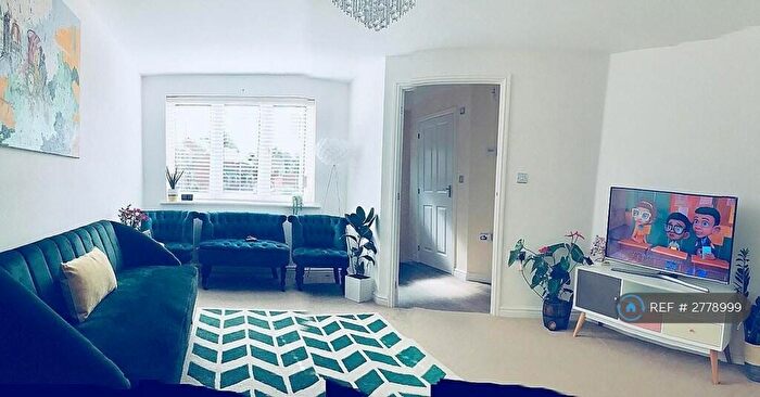 3 Bedroom Terraced House To Rent In Faraday Road, Portsmouth, PO6