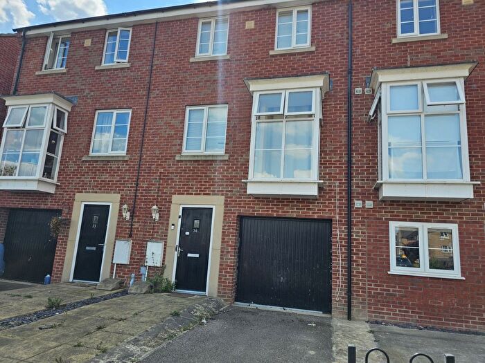 3 Bedroom Terraced House To Rent In Molyneux Square, Hampton Vale, PE7