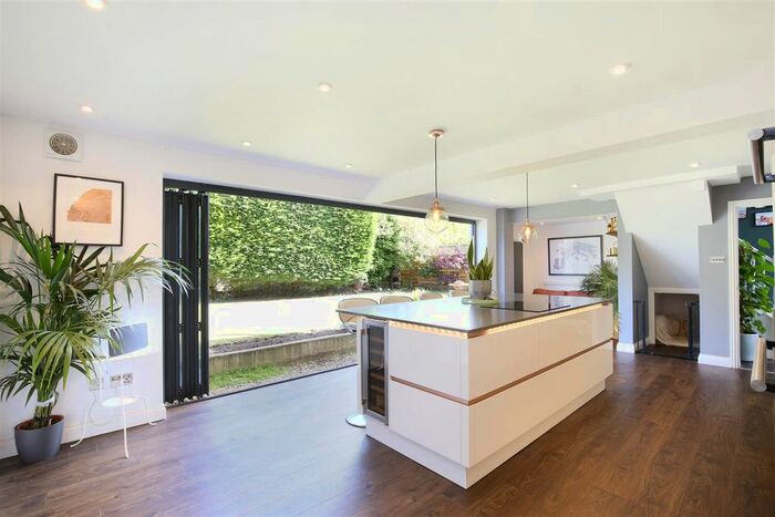 4 Bedroom Detached House For Sale In Clevedon Road, Tickenham, Clevedon, BS21