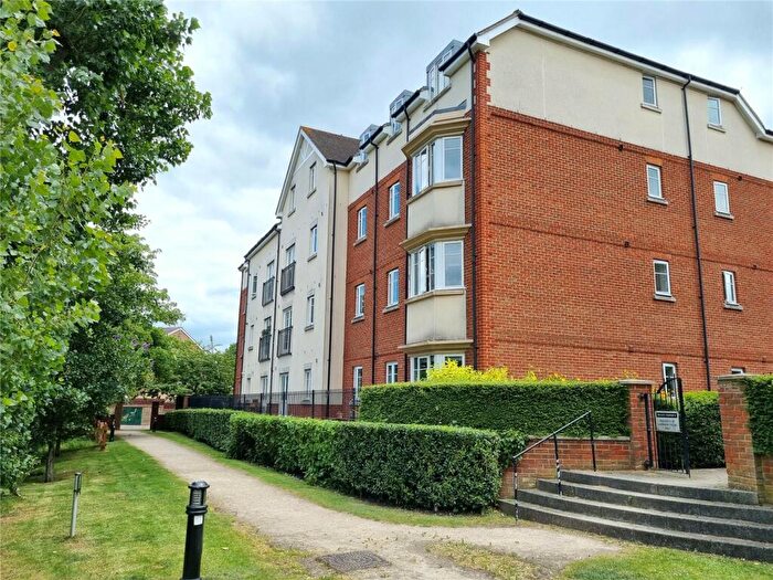 1 Bedroom Flat For Sale In Peppermint Road, Hitchin, Hertfordshire, SG5