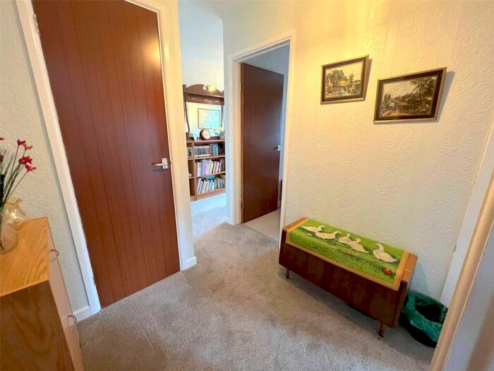 3 Bedroom Bungalow For Sale In Lindsway Park, Haverfordwest, SA61