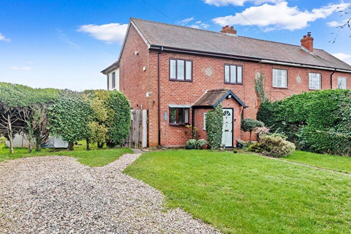 3 Bedroom Semi Detached House For Sale In Middle Battenhall Cottage, Upper Battenhall, Worcester., WR7