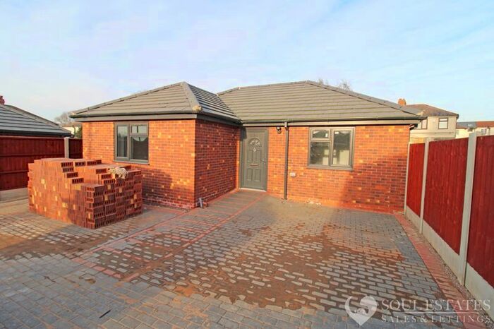 2 Bedroom Bungalow To Rent In Horseley Road, Tipton, DY4