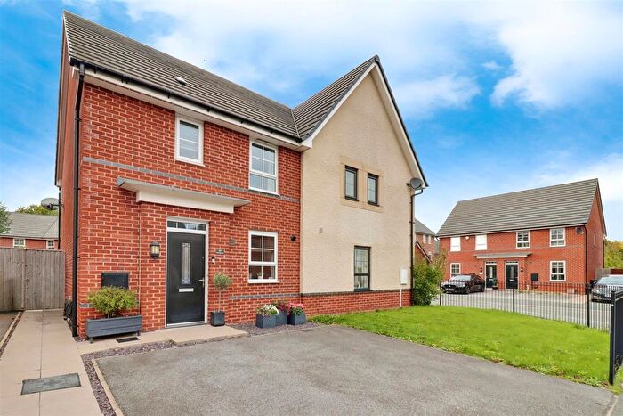 3 Bedroom Semi-detached House For Sale In Filter Bed Way, Sandbach, CW11