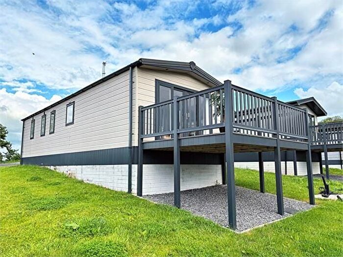 2 Bedroom Park Home For Sale In Ash Tree Park, Kewstoke, Weston Super Mare, BS22