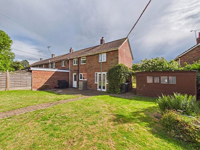 3 Bedroom End Of Terrace House For Sale In Glebelands, Mersham, Ashford, TN25
