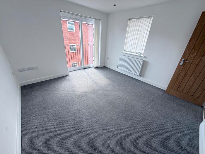 2 Bedroom Flat To Rent In Jacobs Court, Heanor, DE75