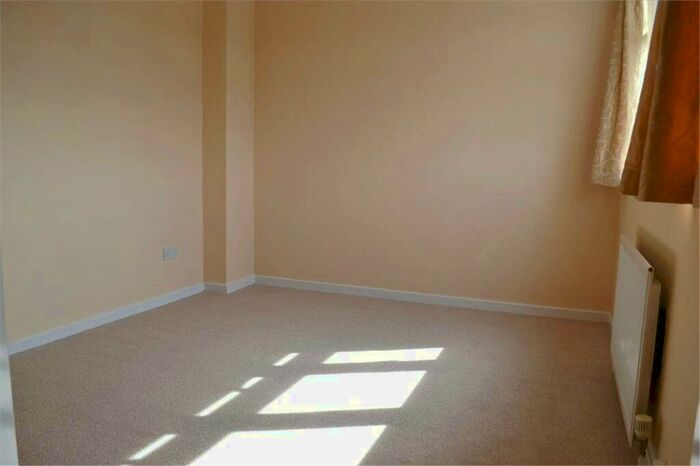 3 Bedroom Semi-Detached House To Rent In Dells Lane, Biggleswade, SG18