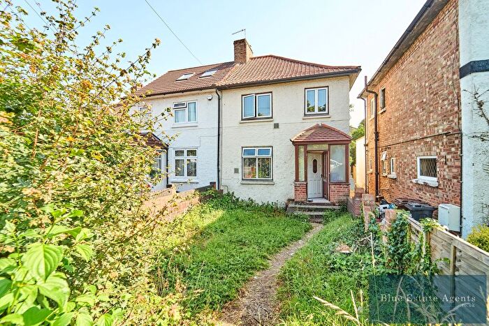 3 Bedroom Semi-Detached House For Sale In Westbrook Road, Hounslow, TW5