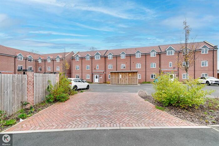 2 Bedroom Apartment To Rent In Exel Drive Flat, Birmingham, B11