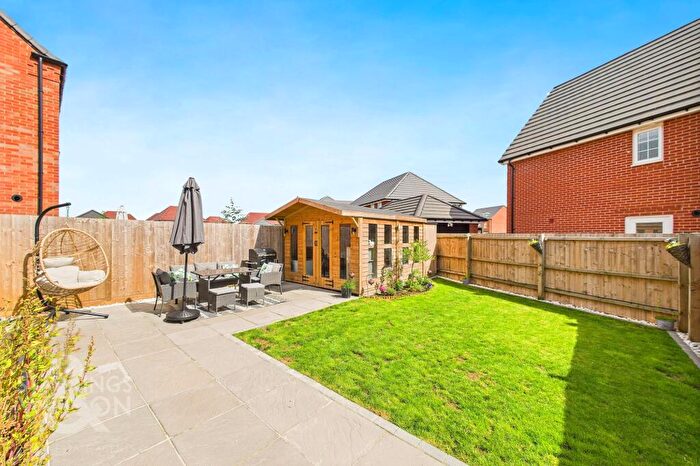 3 Bedroom Detached House For Sale In Stafford Way, Rackheath, Norwich, NR13