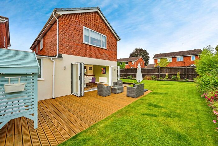 4 Bedroom Detached House For Sale In Swindale, Wilnecote, Tamworth, Staffordshire, B77