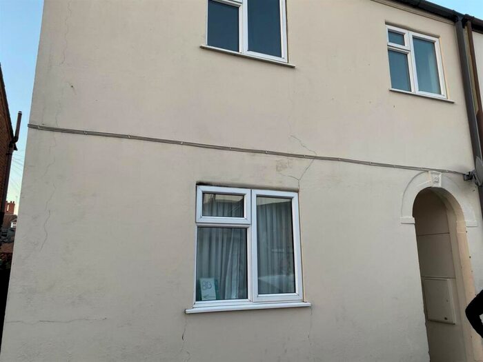 1 Bedroom Penthouse To Rent In Victoria Street, Holbeach, Spalding, PE12