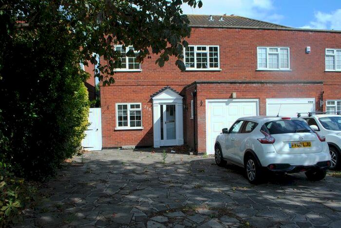 3 Bedroom Semi-Detached House To Rent In Southbourne Grove, Westcliff-On-Sea, SS0