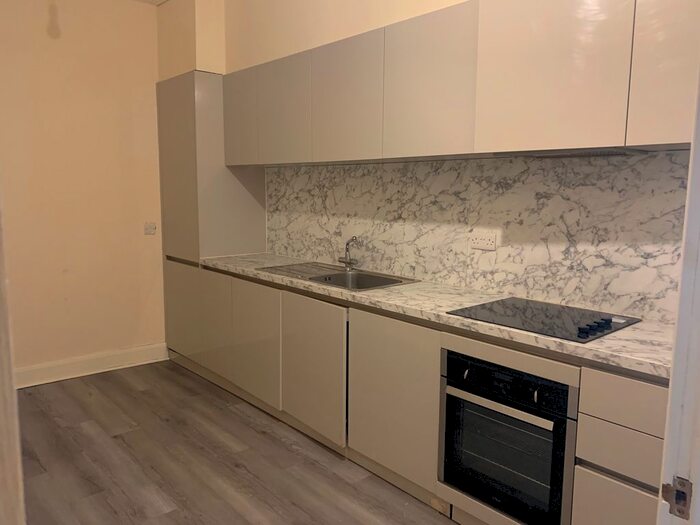 2 Bedroom Flat To Rent In Bear Tree Street, Rotherham, S62
