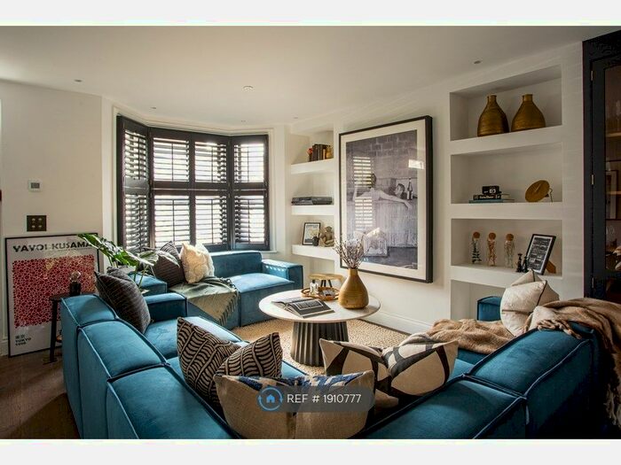 3 Bedroom Terraced House To Rent In Novello St, London, SW6