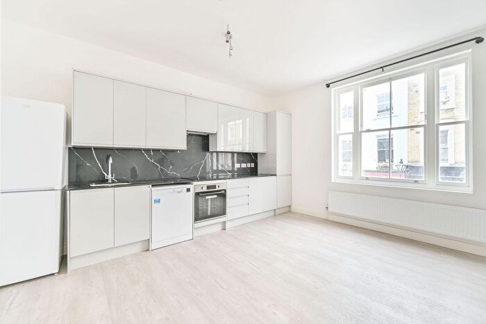 2 Bedroom Flat To Rent In Portobello Road, Portobello, W11