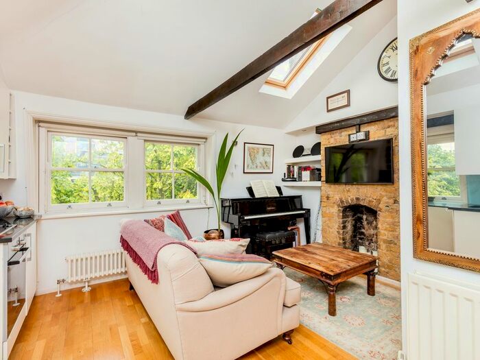 1 Bedroom Flat To Rent In Norman Street, EC1V