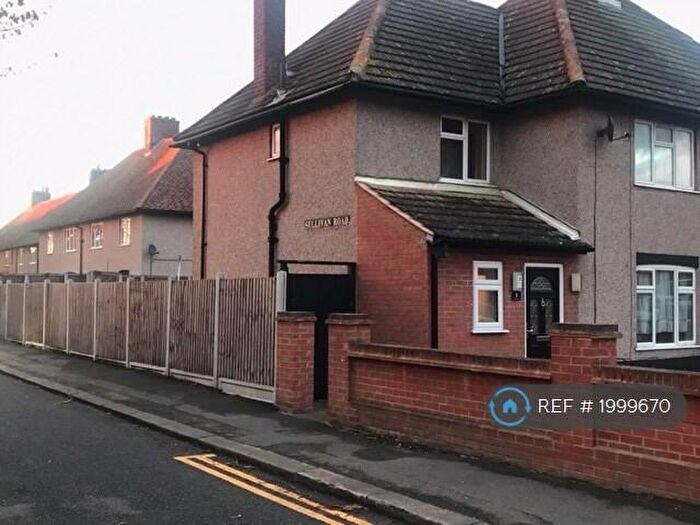 3 Bedroom Semi-Detached House To Rent In Gainsborough Avenue, Tilbury, RM18