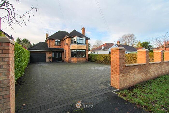 3 Bedroom Detached House For Sale In St Wilfrids Road, Bessacarr, Doncaster, DN4